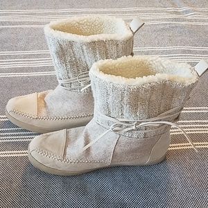 White Winter Boots